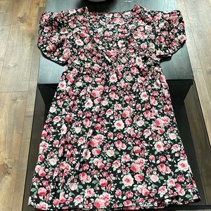 Floral flowing dress